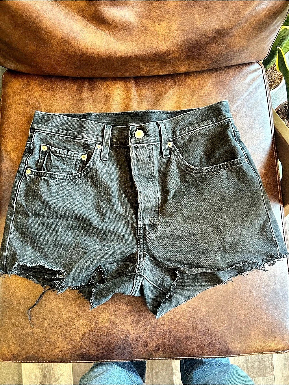 Levi's 501 Original High-Rise Cut-Off Denim Shorts Black